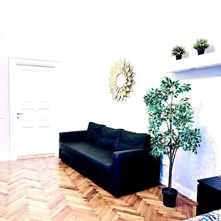 شقة L4 Centre Stylish Flat *