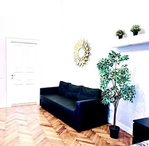 شقة L4 Centre Stylish Flat *