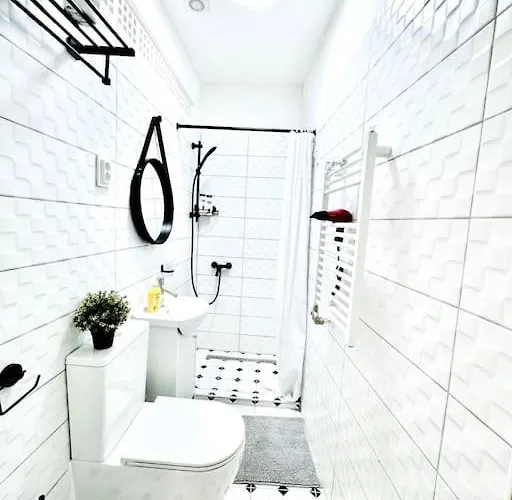 L4 Centre Stylish Flat شقة بودابست